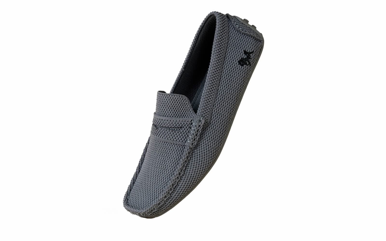 Men light weight flexible shoes